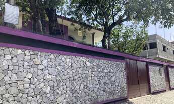 Imagem 4: Casa à venda com 07 quartos sendo 03 suítes, super área de lazer com piscina e espaço para