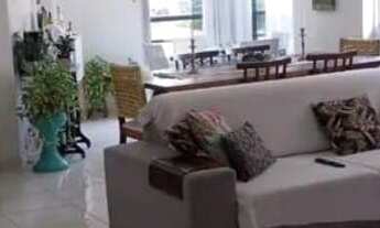 Imagem: Apartamento à venda, no Edf. Locarno, em