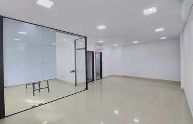 Imagem 4: Sala Comercial para Locação em Sorocaba, Jardim São Paulo, 2 banheiros