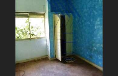 Imagem 4: Prédio comercial com loja e 5 apartamentos, com 520m², à venda