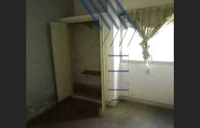 Imagem 5: Prédio comercial com loja e 5 apartamentos, com 520m², à venda