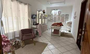 Imagem 7: Casa térrea à venda com 238m² AC, 4 quartos, 1 suíte, 4 vagas de garagem cobertas