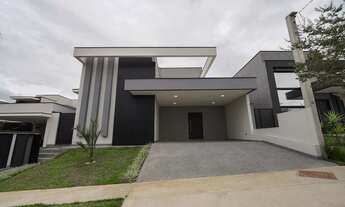 Imagem: Casa térrea, condomínio Chácara Ondina