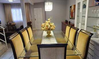 Imagem 7: Sobrado para Venda em Curitiba / PR no bairro Guabirotuba