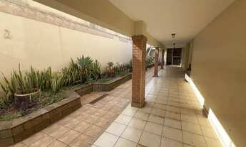 Imagem 3: Imóvel de Alto Padrão, 3 Pavimentos, Próximo ao Shopping Rio Preto e HB