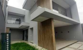 Imagem: Casa com 4 quartos, 240m², à venda em