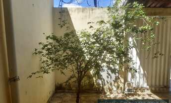 Imagem 3: Casa à venda em Montes Claros, Centro, com 3 quartos, 202m²