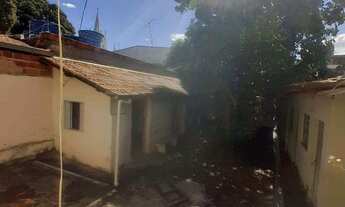 Imagem: Casa à venda em Montes Claros, Centro