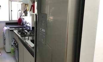 Imagem 2: Apartamento recem reformado! Prontissimo para morar! 2 Quartos • Varanda • 1 Vaga, com Laz