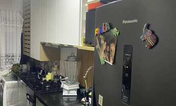 Imagem 4: Apartamento reformado! Andar alto! Pronto para morar! 2 Quartos • Varanda • 1 Vaga, com La