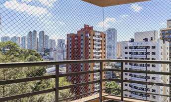 Imagem 2: Apartamento todo Reformado • 111m² • 3 Quartos • 1 Suíte • 2 Vagas • Varanda com Churrasqu
