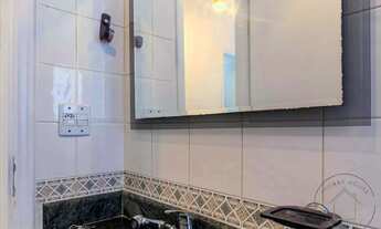 Imagem 7: Apartamento todo Reformado • 111m² • 3 Quartos • 1 Suíte • 2 Vagas • Varanda com Churrasqu