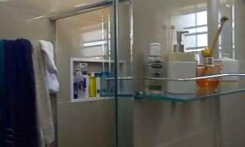 Imagem 7: Apartamento todo reformado! 2 Quartos • 1 Vaga Coberta FIxa