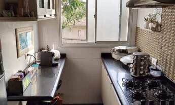 Imagem 4: Belo Sobrado • 178m² • 3 Quartos • 1 Suíte • 2 Vagas e Varanda Gourmet. À 800m do metrô