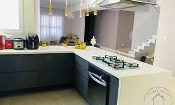 Imagem 7: Casa com Vista para Serra da Mantiqueira • 4 Suítes • Área Gourmet e Piscina