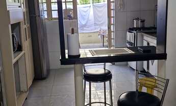 Imagem 3: Oportunidade - Casa com Quintal Amplo, 2 Quartos, Possibilidade de 3 Quartos, 1 Vaga