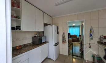 Imagem 2: Sobrado no Horto do Ipê, 2 ou 3 dorms, 1 vaga coberta carro e moto