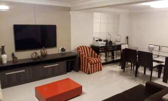 Imagem 2: Belo Sobrado • 178m² • 3 Quartos • 1 Suíte • 2 Vagas e Varanda Gourmet. À 800m do metrô