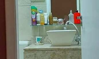 Imagem 7: Casa de condomínio com Varanda • 2 Quartos • Sótão • 1 Vaga Carro e Moto