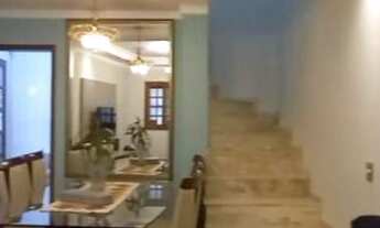 Imagem 2: Casa de Rua 3 Dormitórios • 1 Vaga • Toda Reformada !! Excelente Localização