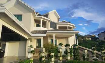 Imagem: Casa Luxuosa em Condomínio Fechado com