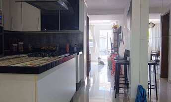 Imagem 4: EXCELENTE OPORTUNIDADE!!! Casa em Condomínio, Mobiliada com quintal amplo, moderna, toda r