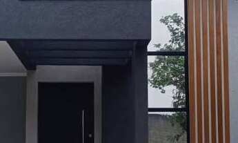 Imagem 1: Linda Casa Térrea no Interior de SP • 3 Quartos • 1 Suíte • Área Gourmet • Lazer de Clube