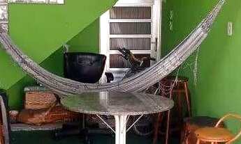 Imagem 3: Sobrado 3 Quartos • 1 Suíte • 2 Bannheiros + Lavabo • Churrasqueira • 2 vagas