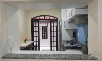 Imagem 2: Sobrado 4 Quartos • 1 Suíte • Quintal • 2 vagas