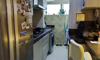 Imagem 2: Sobrado no Cond. Solar do Horto • 3 Quartos • 1 Suíte • 2 Vagas