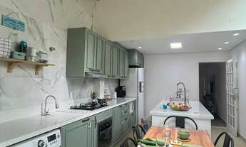 Imagem 4: Sobrado no Horto do Ipê • 3 Quartos • Varanda Gourmet com Churrasqueira • Vaga garagem car