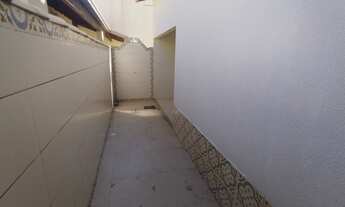 Imagem 7: Casa para Venda em Cabo Frio, Unamar (Tamoios), 2 dormitórios, 1 suíte, 2 banheiros, 2 vag