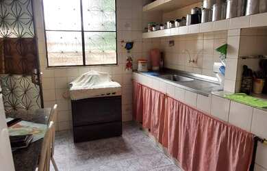 Imagem 2: Casa à venda em Rio de Janeiro, Senador Vasconcelos, com 2 quartos, 216m²