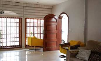 Imagem 2: Casa à venda em Nilópolis, Centro, com 3 quartos, 200m²