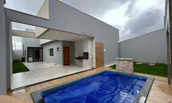 Imagem 2: Casa à venda em Anápolis, Residencial Jardins do Lago, com 3 quartos, 180m²