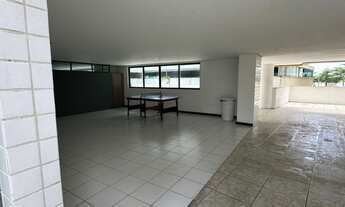 Imagem 3: Apartamento para Venda em Recife, Pina, 4 dormitórios, 3 suítes, 2 banheiros, 3 vagas