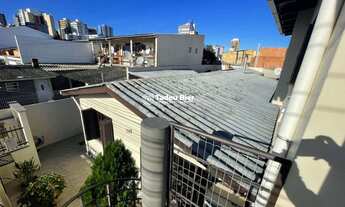 Imagem 5: Casa Ampla com Apartamento Independente – Excelente Oportunidade!