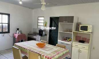 Imagem: Casa de fundos para temporada em Torres