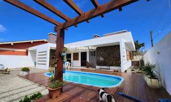 Imagem: Casa térrea no Centro de Passo de Torres