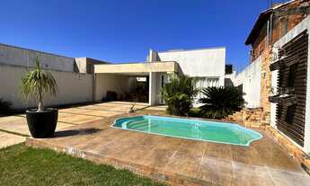 Imagem: Casa térrea no Bairro Jardim Universitário