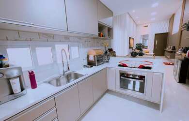 Imagem 12: Condomínio Belvedere II, 3 dormitórios, 3 suíte, 4 banheiro, 4 vagas na garagem, 170M² de