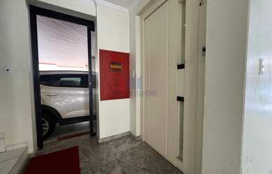 Imagem 2: Apartamento para Venda em Itapema, Centro, 2 dormitórios, 1 suíte, 2 banheiros, 1 vaga