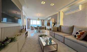 Imagem 2: Alto Padrão para Venda em Itapema, Meia Praia, 4 dormitórios, 4 suítes, 3 vagas