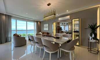 Imagem 3: Alto Padrão para Venda em Itapema, Meia Praia, 4 dormitórios, 4 suítes, 3 vagas