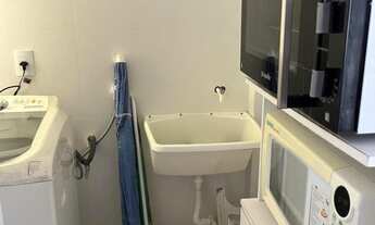 Imagem 2: Apartamento para Venda em Itapema, Meia Praia, 2 dormitórios, 1 suíte, 1 vaga