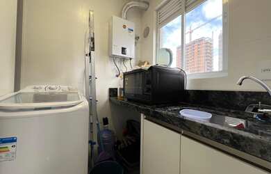 Imagem 3: Apartamento para Venda em Itapema, Meia Praia, 3 dormitórios, 3 suítes, 2 vagas