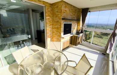 Imagem 3: Apartamento Mobiliado para Venda em Itapema, Meia Praia, 2 dormitórios, 2 suítes, 2 vagas