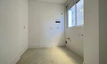 Imagem 7: Apartamento para Venda em Itapema, Meia Praia, 3 dormitórios, 3 suítes, 2 vagas