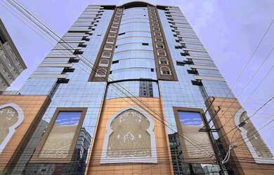 Imagem 3: Apartamento para Venda em Itapema, Meia Praia, 3 dormitórios, 3 suítes, 4 banheiros, 2 vag