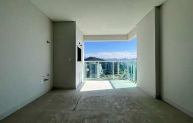 Imagem 7: Apartamento para Venda em Itapema, Meia Praia, 4 dormitórios, 4 suítes, 5 banheiros, 3 vag